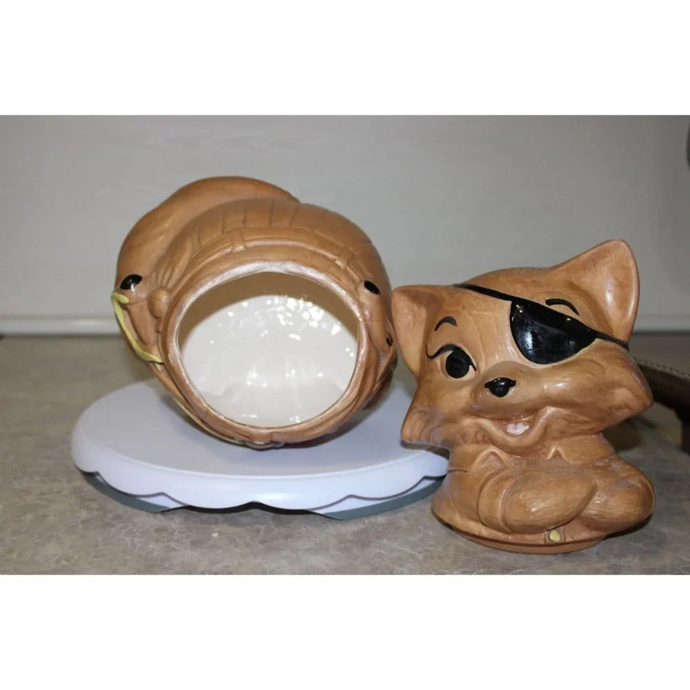 Cookie Jar - Twin Winton - Pirate Racoon - see pics